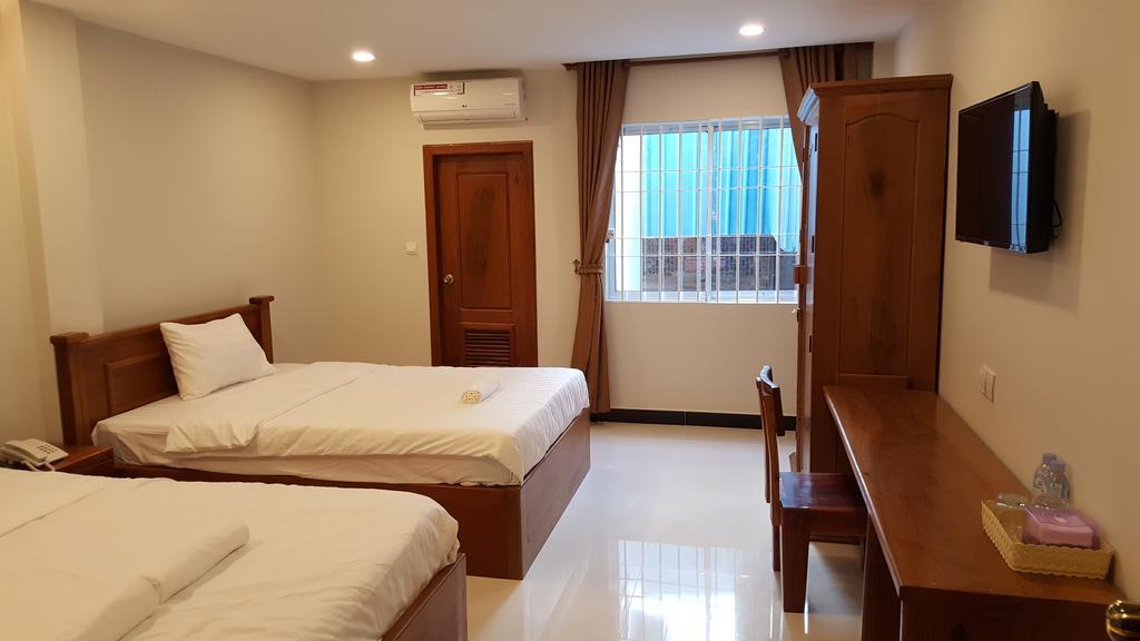 Regal Home Guesthouse Пном Пен Екстериор снимка