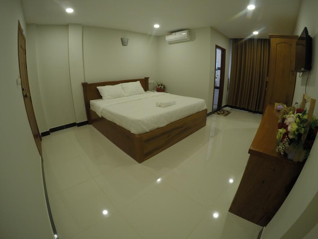 Regal Home Guesthouse Пном Пен Екстериор снимка