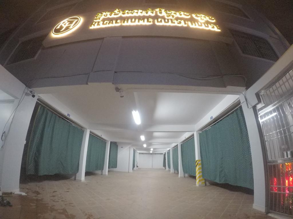 Regal Home Guesthouse Пном Пен Екстериор снимка