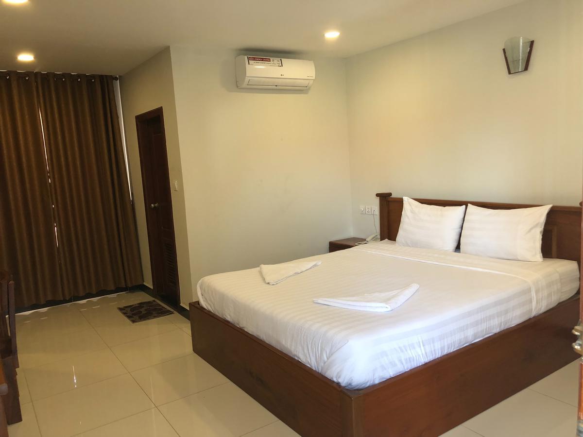 Regal Home Guesthouse Пном Пен Екстериор снимка